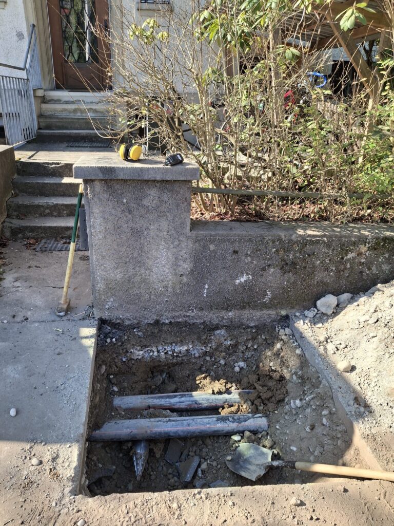 6ebc19e5 F5d2 406f 9659 3656b388b5f3